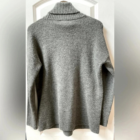 Lord & Taylor Oversized Turtle Tunic - Picture 2 of 4